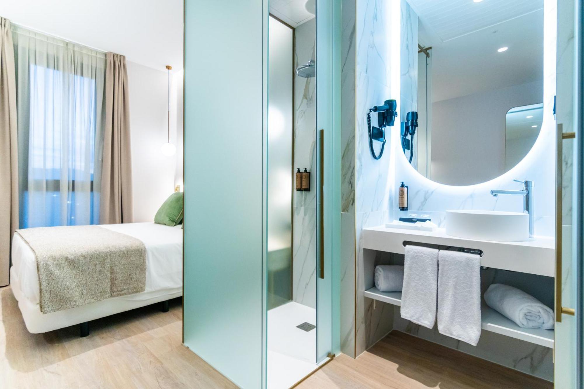 Hotel Malaga Vibes Екстериор снимка
