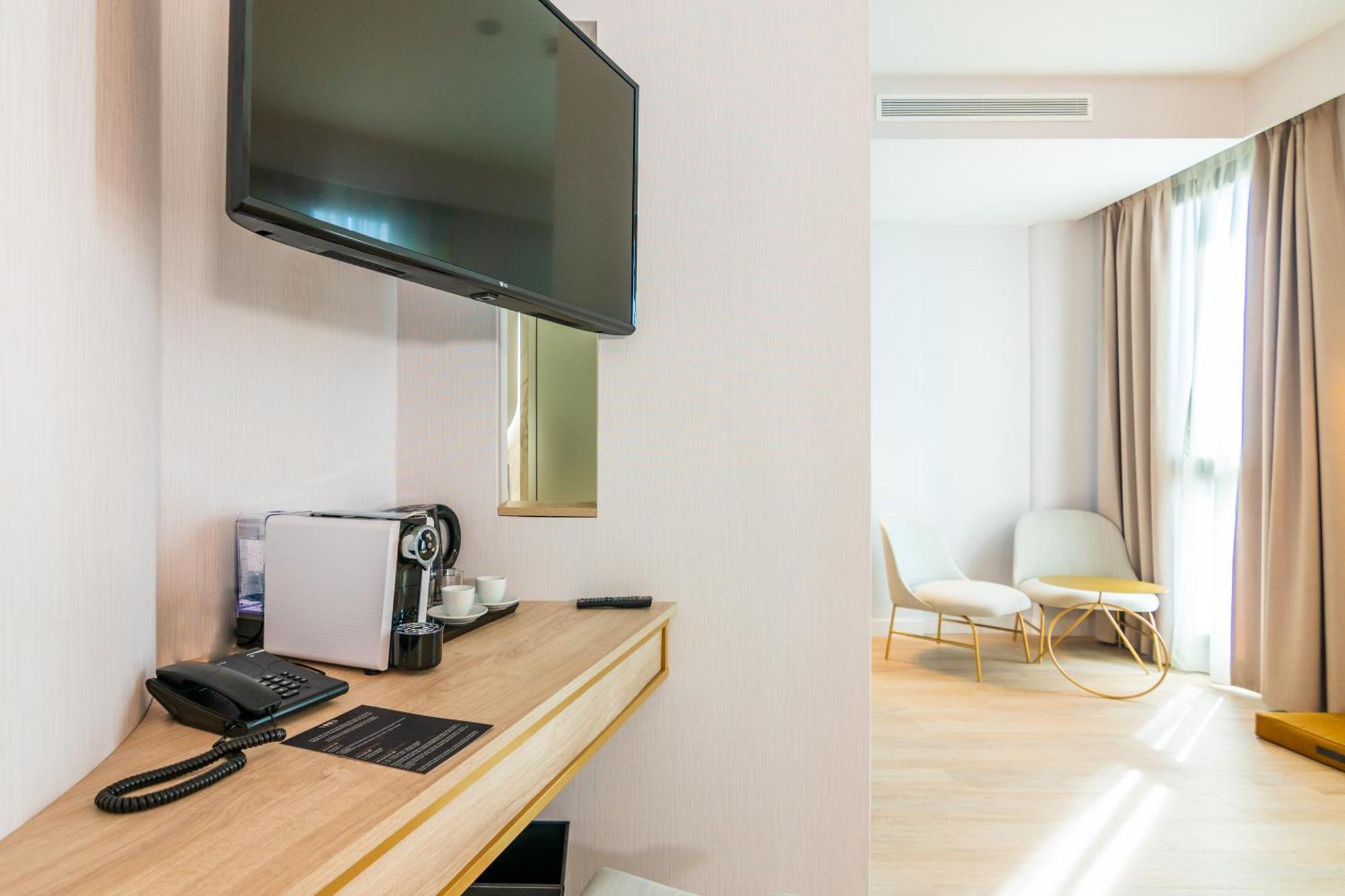 Hotel Malaga Vibes Екстериор снимка